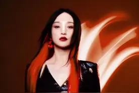 有种“惊艳”叫周迅画眼妆，以为狐狸眼会奇怪，效果却冷艳又魅惑图片