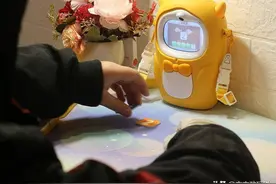 寓教于乐不枯燥，牛听听读书牛辅导孩子“语数英”图片
