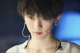花30W补习？拉TFBOYS挽尊？李飞又被骂了图片