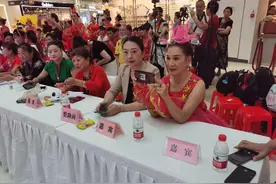 大型文艺汇演喜迎中秋国庆图片