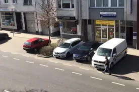 德意法华人讲述当地疫情：检测排不上队，召回退休医务人员帮忙图片