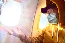 飞机上，如何拍创意大片，这个技巧随时随地都能用图片