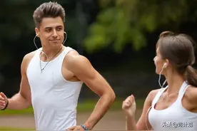 秋天是夜跑的黄金期！跑步前后要做好这几件事，才高效又不易伤身图片