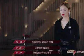 宁静“鲜为人知”的22岁混血儿子，同框似姐弟，继承父母完美基因图片