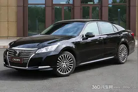 中大型豪华车地位不保？丰田皇冠改装三分频再战一回图片