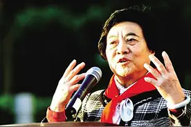 劳模吴桂贤：从纺织女工当上国务院副总理，辞任后继续下海经商图片