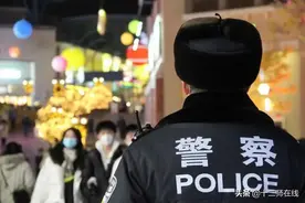 嘿，还记得吗？哪件事让你喜欢上了警察这个职业？图片