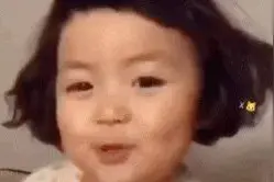 表情包：知道天为什么这么冷吗，因为你没有我这么暖的女朋友图片