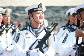 请查收！中国军人的深情告白图片