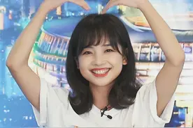 笑起来有“月牙眼”的女明星，我只服这4位！这才是少女的样子图片