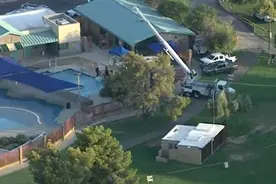 美国男子被困水上运动中心管道内身亡 警方：和男子保持了一个半小时联系 救援最终还是失败图片