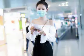 29岁张予曦“骨感美女”，紧身裙都凹不出来曲线，86斤终究太瘦了图片