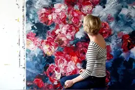 被誉为女版“梵高”，一生痴迷画花朵，作品拍价百万被外交部收藏图片