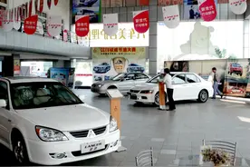 提新车时，记得向4s店要这些小礼物，比贴膜和记录仪实用多了图片