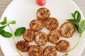 食之以素 善之于心 | 素食营养套餐「精力汤 菠萝 凉拌莴笋 荠菜素饺」图片