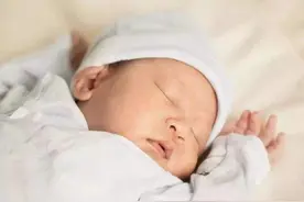 产妇们顺产进产房的时候，需要注意准备一些什么？孕妈早知早准备图片
