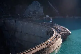 美国已拆水坝1600座，恢复河流生态！为何中国还一直建水坝？图片