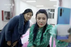 被央视点赞的女货车司机，带娃拉煤11年，还清前夫欠的50万债图片