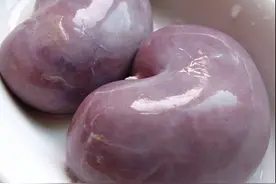 羊身上“最贵”的一个部位，不论斤卖按个卖，但很多人吃不下图片
