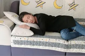 你家的枕头芯定期换过吗？知道这些危害吗？图片