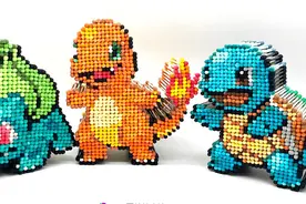 日本网友用棉花棒拼动漫角色模型，网友：切开一半能卖两份图片