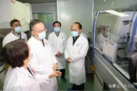 世界艾滋病日 | 毫不松懈做好艾滋病防治工作！广西开展宣传慰问活动图片