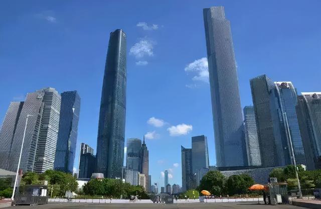 智慧灯杆案例剖析丨广州：打造智慧灯杆建设管理的“广州模式”