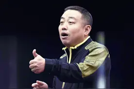 爆笑！刘国梁吐槽老瓦：喜欢喝酒，喝多了就喊“刘国梁、刘国梁”图片