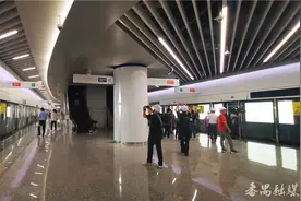 “大湾区最快地铁”车站亮相！记者探访广州地铁十八、二十二号线番禺广场站图片