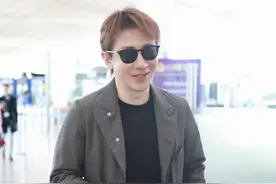 四登春晚舞台，掀起“魔术热”的刘谦去哪儿了？图片