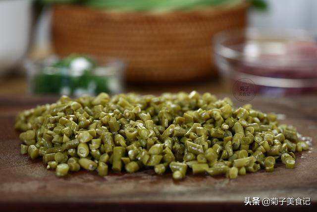 泡菜肉末营养丰富，做法简单，开胃下饭的原因原来在这里