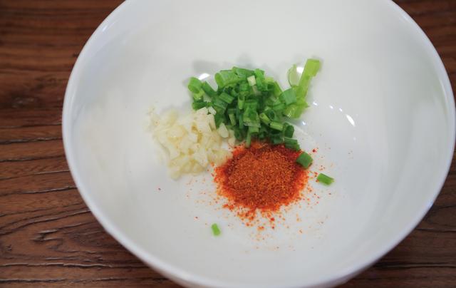 开胃小主食：酸汤水饺的做法