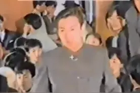 全是巨星范儿 1992年成龙刘德华劉家良《醉拳2》幕後花絮图片