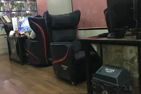 网吧生意一天不如一天，朋友尝试过很多创收业务，网吧还能生存吗图片