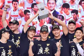 CBA球鞋面面观 | 近十年最好看的总决赛，但球鞋上脚差点意思图片