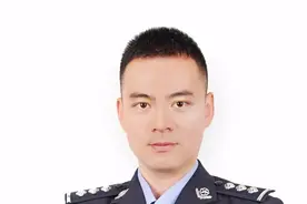原来，全国公安系统二级英雄模范是这样的图片