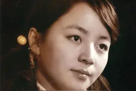 《奇葩说》脑洞辩题：是否支持推前任点评app？宋丹丹语出惊人图片