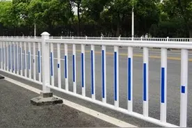 什么样的道路适合使用隔离护栏图片