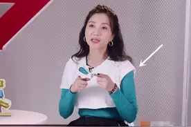 姐姐衣服越剪越“离谱”！蓝盈莹T恤变流苏背心，阿朵的只剩半截图片