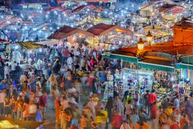 摩洛哥的“不眠广场”，买卖杂耍全年无休，是全球最大的露天集市图片