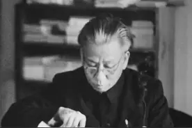 1961年刘少奇参观毛主席旧居，批评当地同志：怎么能叫“故居”？图片