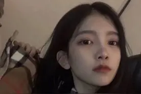 单人女头：一眼喜欢的从来都不是文案，而是似曾相识的经历图片