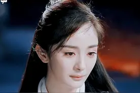 中国“第一网红”美容仪诞生，力压宙斯雅萌，李佳琦的“销量王”图片