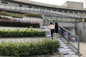 宁波这个“音乐小镇”太洋气了，有“音乐台阶”，还有萌萌哒的“流动图书馆”图片