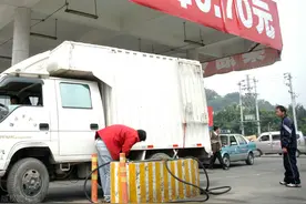 黑心加油站的油为什么会那么便宜？今天揭晓答案图片