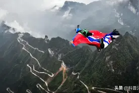 关于翼装飞行那点事儿图片