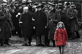 小女孩对德军说：叔叔求你把我埋浅点，我怕妈妈找不到，结局如何图片