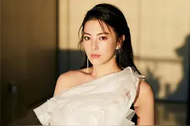 谁说胸大的姑娘穿衣很难？避开这几点，让你的穿衣不再尴尬图片