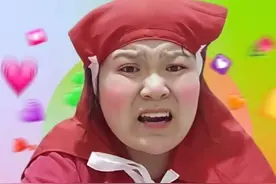 网红“郭老师”被封禁一个月后改头换面复出，戴面具用变声器直播图片