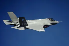 F35走下“神坛”：全天候作战成了空话，只能给F22打下手图片